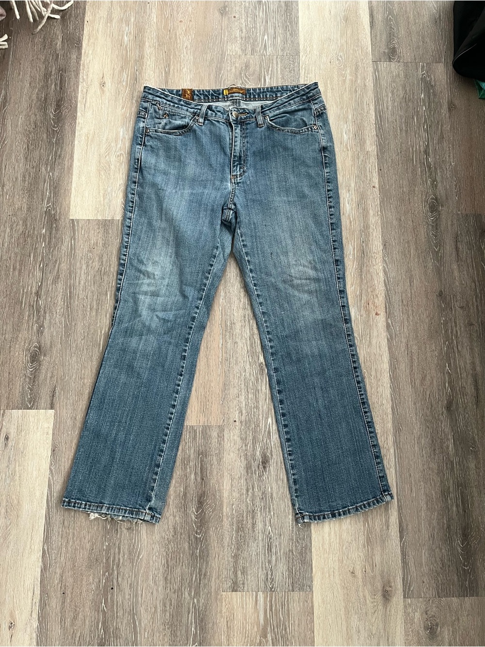 Aura Wrangler Womens 34x28 Medium Wash Y2K Bootcut Western Cowgirl Denim Jeans